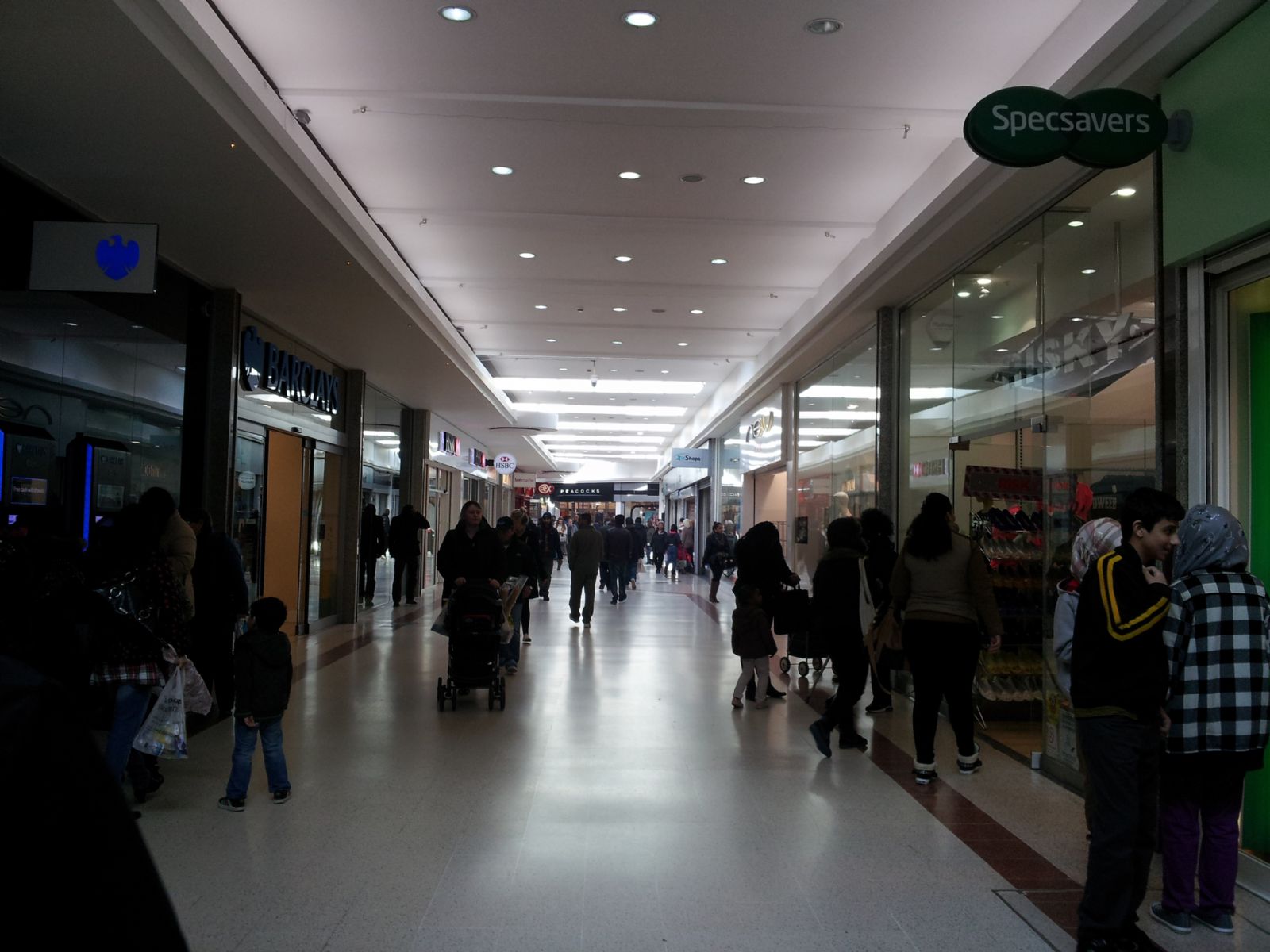 STRATFORD SHOPPING CENTRE